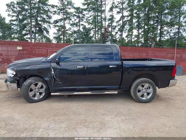 2016 RAM 1500 SLT