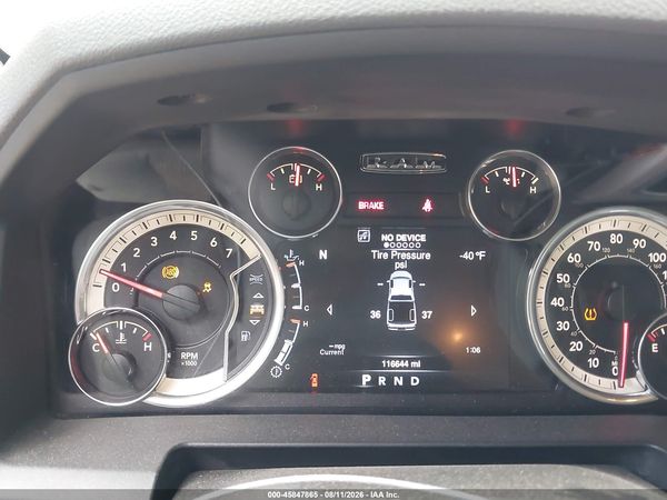 2016 RAM 1500 SLT