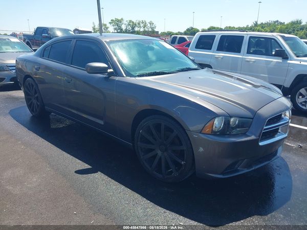2014 DODGE CHARGER SE