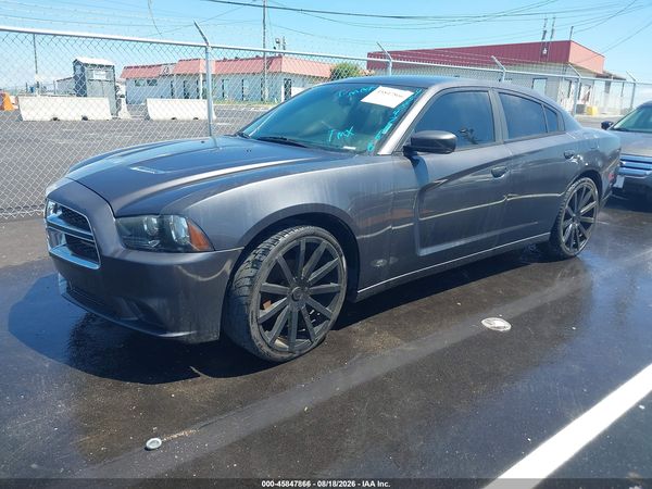 2014 DODGE CHARGER SE