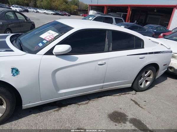 2012 DODGE CHARGER SE
