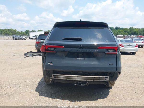 2024 TOYOTA GRAND HIGHLANDER XLE