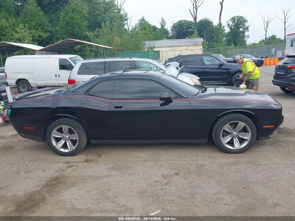 2015 DODGE CHALLENGER SXT