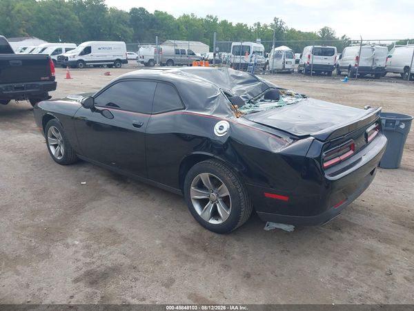 2015 DODGE CHALLENGER SXT