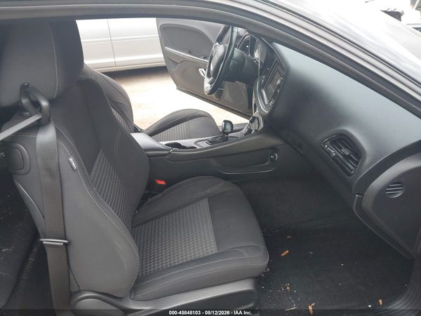 2015 DODGE CHALLENGER SXT