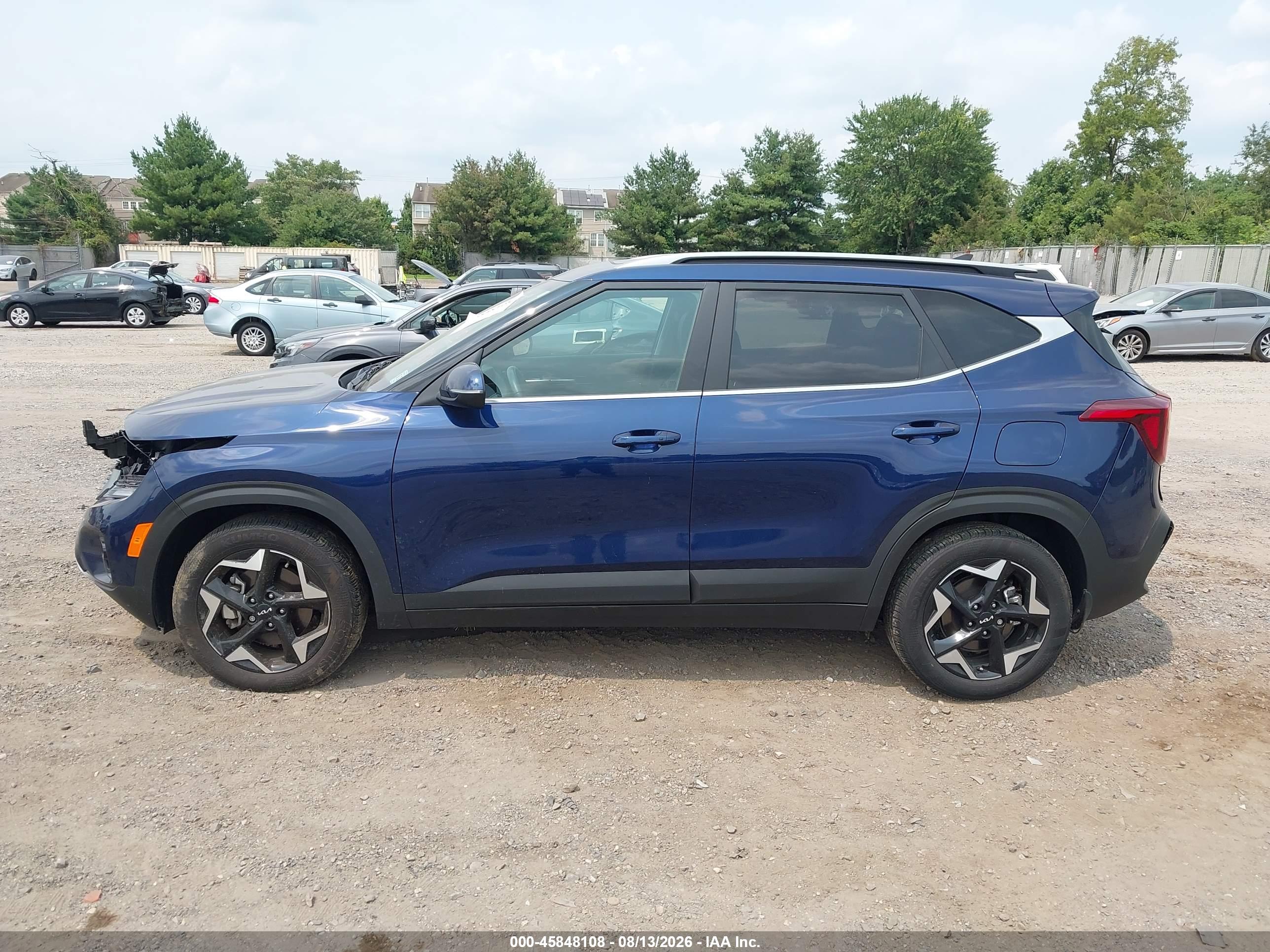 2025 KIA SELTOS EX