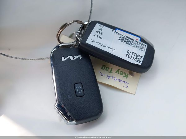 2025 KIA SELTOS EX