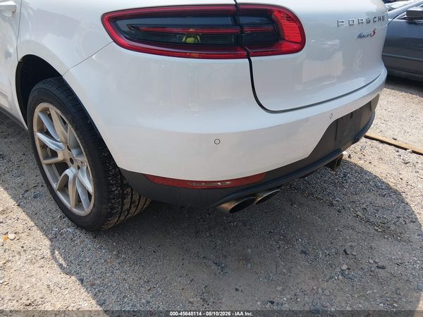 2015 PORSCHE MACAN S