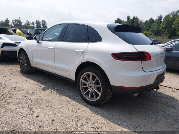 2015 PORSCHE MACAN S