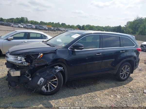 2017 TOYOTA HIGHLANDER