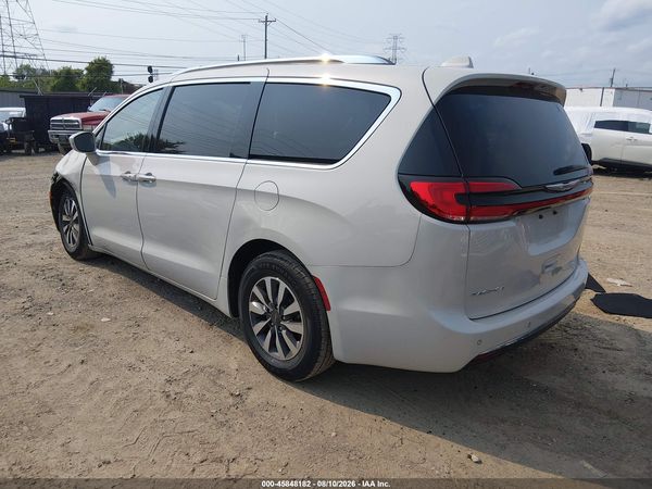 2021 CHRYSLER PACIFICA TOURING L
