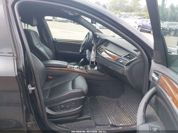 2013 BMW X6 XDRIVE50I