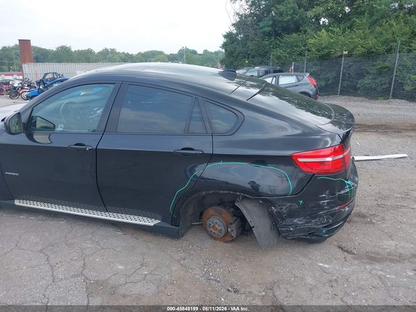 2013 BMW X6 XDRIVE50I