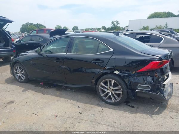 2018 LEXUS IS 300