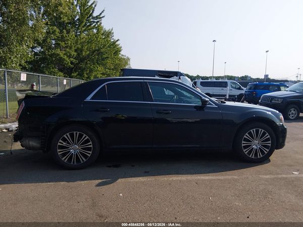2014 CHRYSLER 300 300S — I116