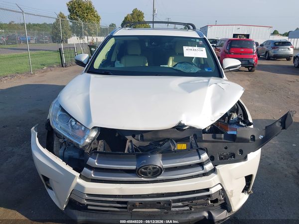 2017 TOYOTA HIGHLANDER XLE