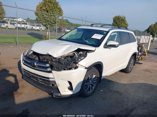 2017 TOYOTA HIGHLANDER XLE