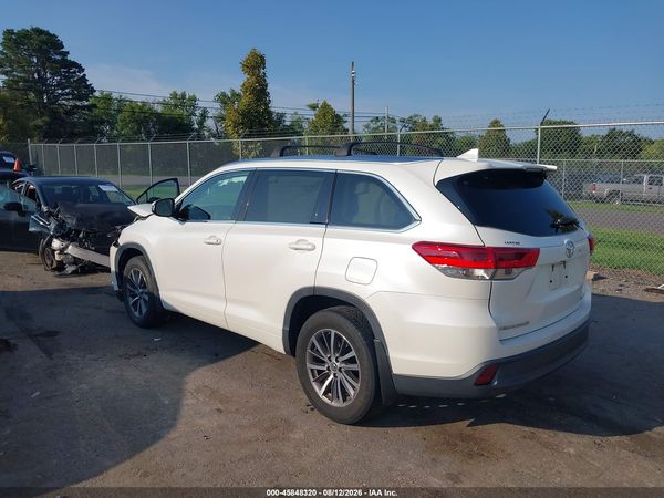 2017 TOYOTA HIGHLANDER XLE