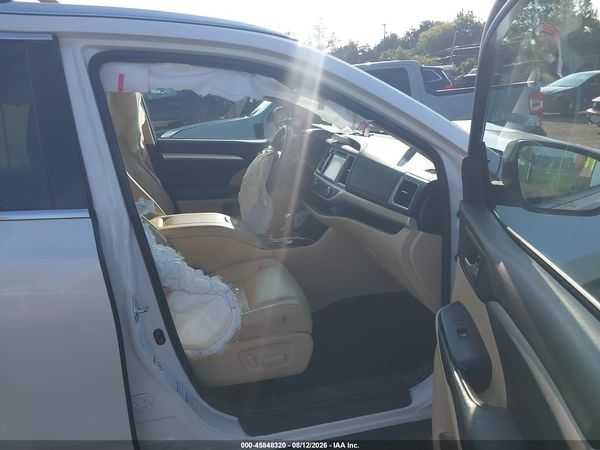 2017 TOYOTA HIGHLANDER XLE