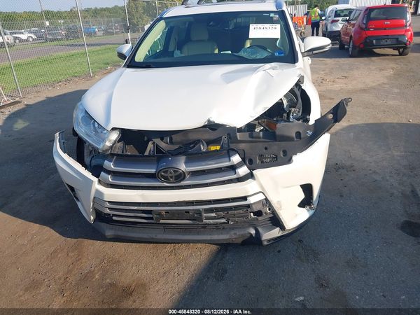 2017 TOYOTA HIGHLANDER XLE
