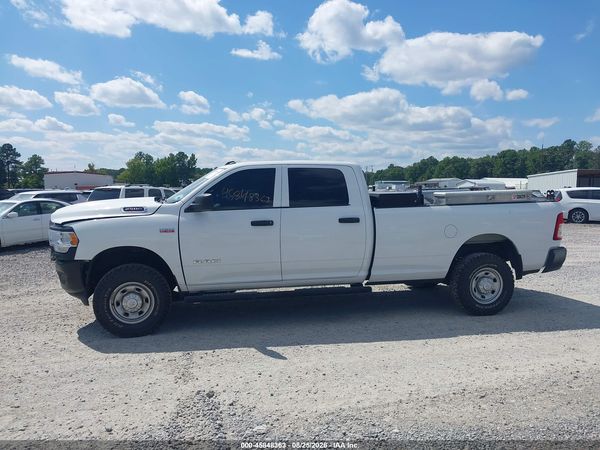 2022 RAM 2500 TRADESMAN  4X4 8' BOX