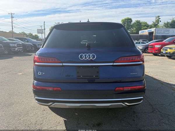 2021 AUDI Q7