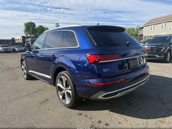 2021 AUDI Q7