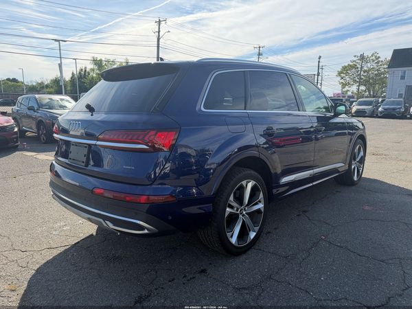 2021 AUDI Q7