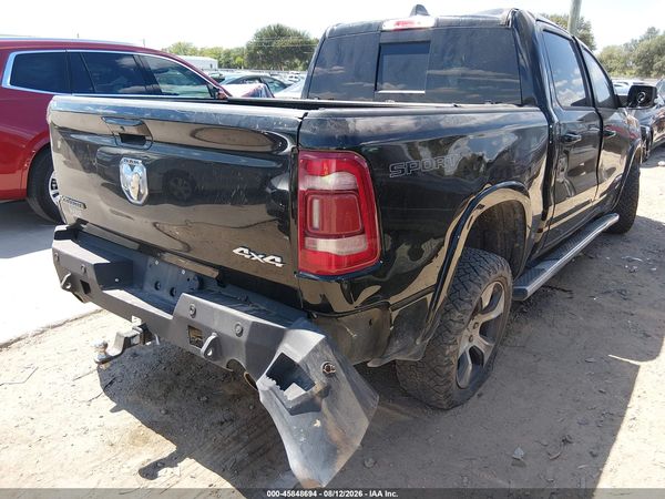 2022 RAM 1500 LARAMIE  4X4 5'7 BOX