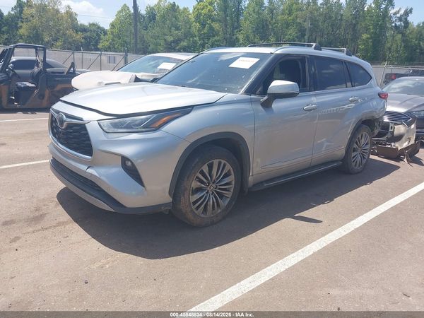 2021 TOYOTA HIGHLANDER PLATINUM