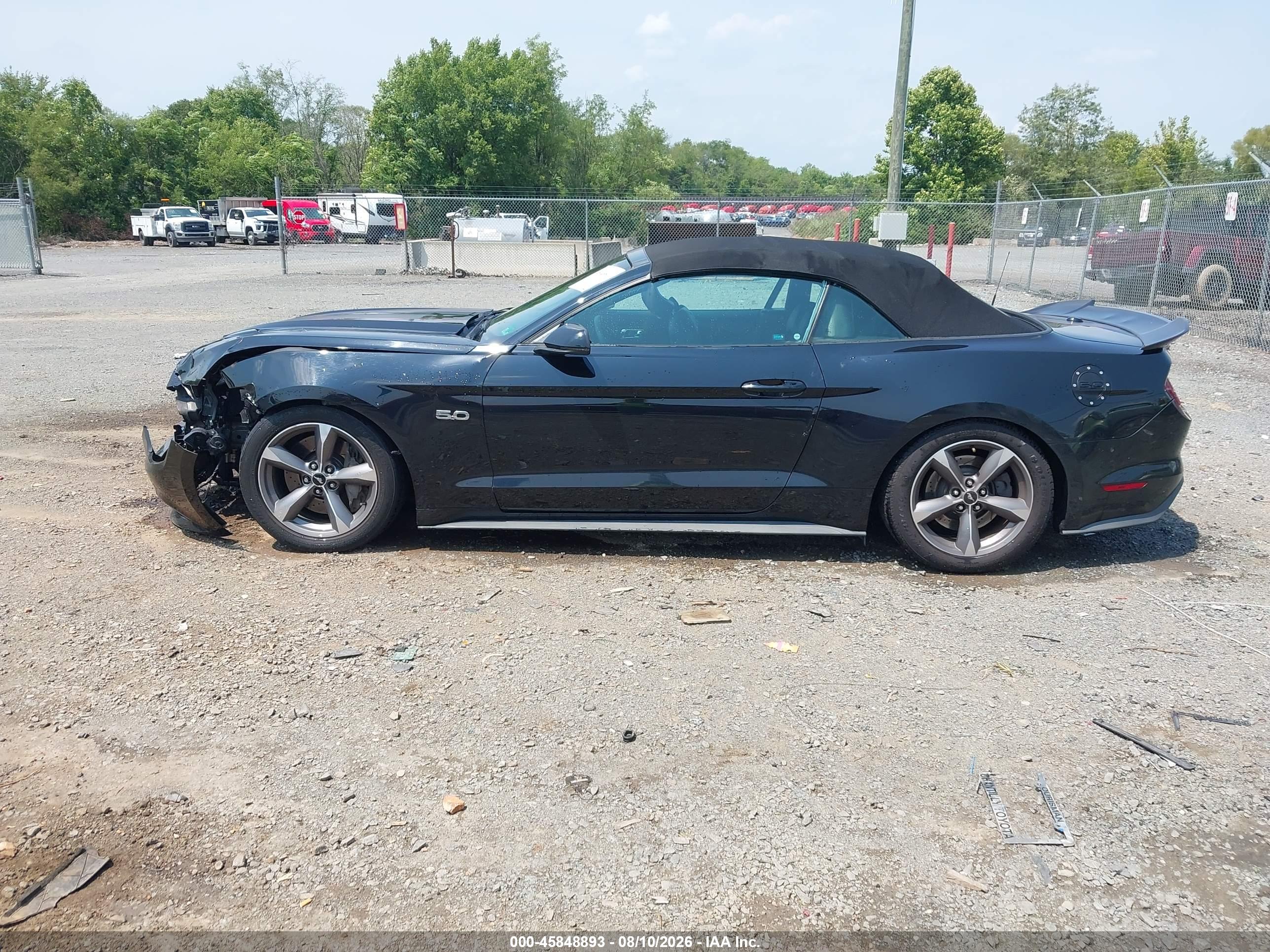 2017 FORD MUSTANG GT PREMIUM