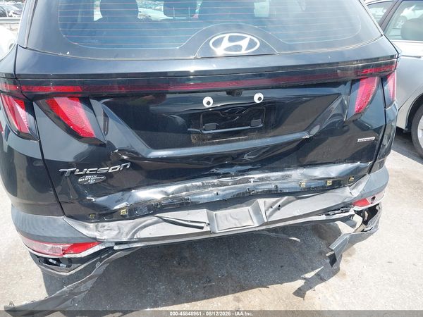 2023 HYUNDAI TUCSON SE