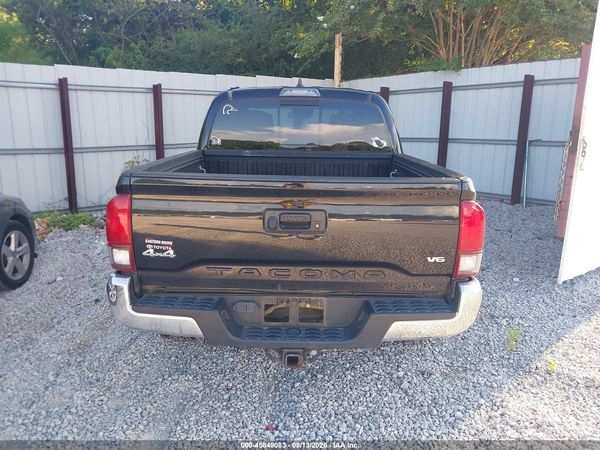 2021 TOYOTA TACOMA SR5 V6
