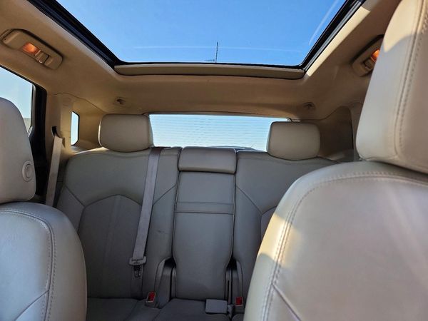 2012 CADILLAC SRX Luxury