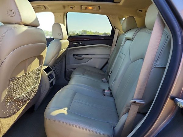 2012 CADILLAC SRX Luxury