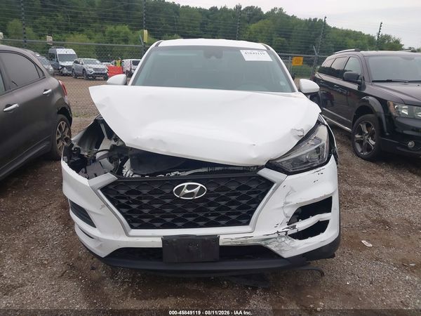 2020 HYUNDAI TUCSON SE