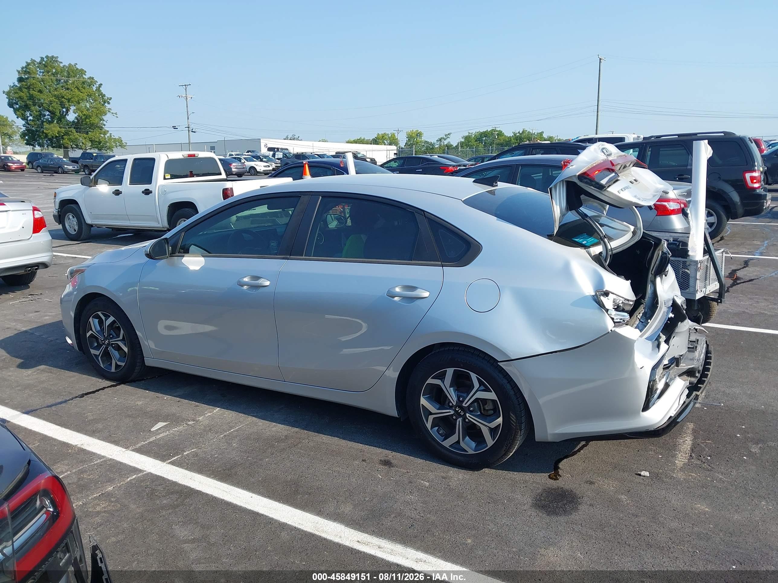 2019 KIA FORTE LXS