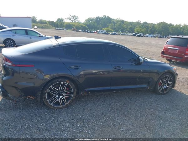 2022 KIA STINGER GT1