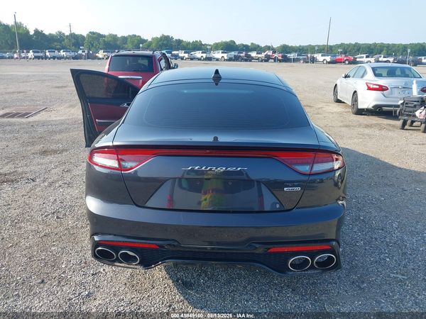 2022 KIA STINGER GT1