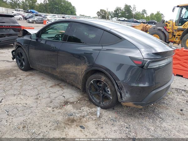 2026 TESLA MODEL Y PREMIUM/REAR-WHEEL DRIVE — I3