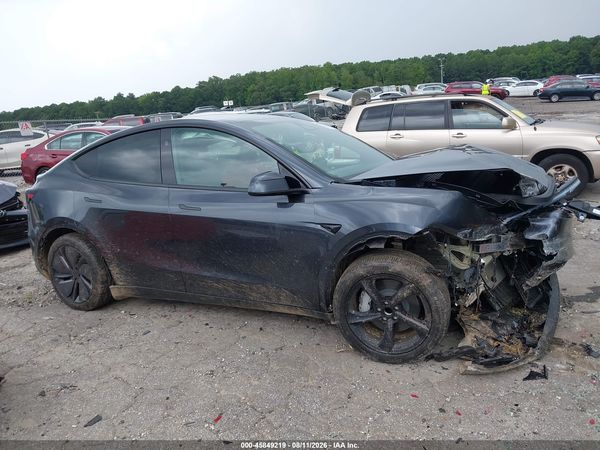 2026 TESLA MODEL Y PREMIUM/REAR-WHEEL DRIVE — I116