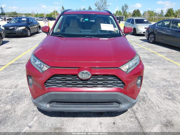 2019 TOYOTA RAV4 XLE
