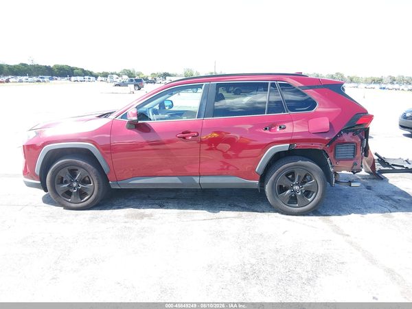2019 TOYOTA RAV4 XLE