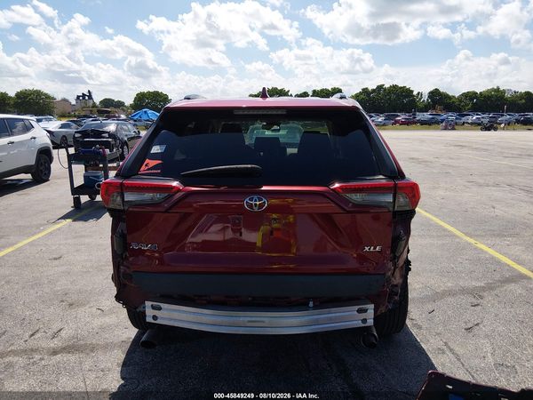 2019 TOYOTA RAV4 XLE