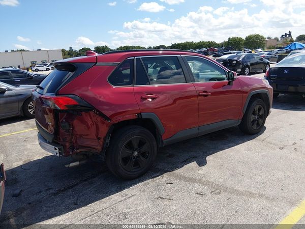 2019 TOYOTA RAV4 XLE