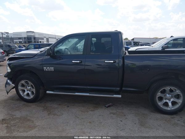 2017 RAM 1500 SLT  4X2 6'4 BOX