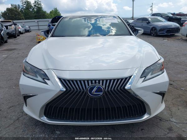 2019 LEXUS ES 300H ULTRA LUXURY