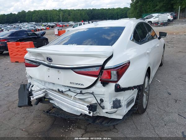 2019 LEXUS ES 300H ULTRA LUXURY