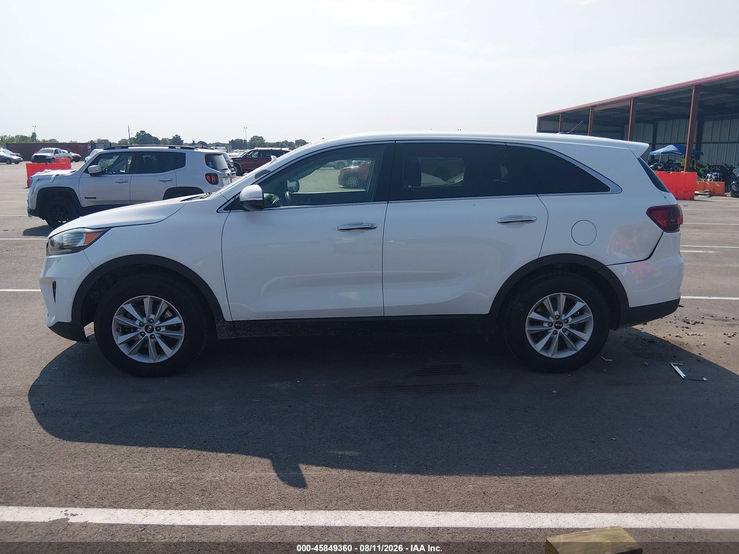2019 KIA SORENTO 2.4L LX