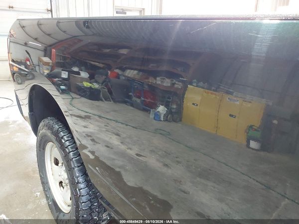 2017 RAM 1500 TRADESMAN  4X4 8' BOX